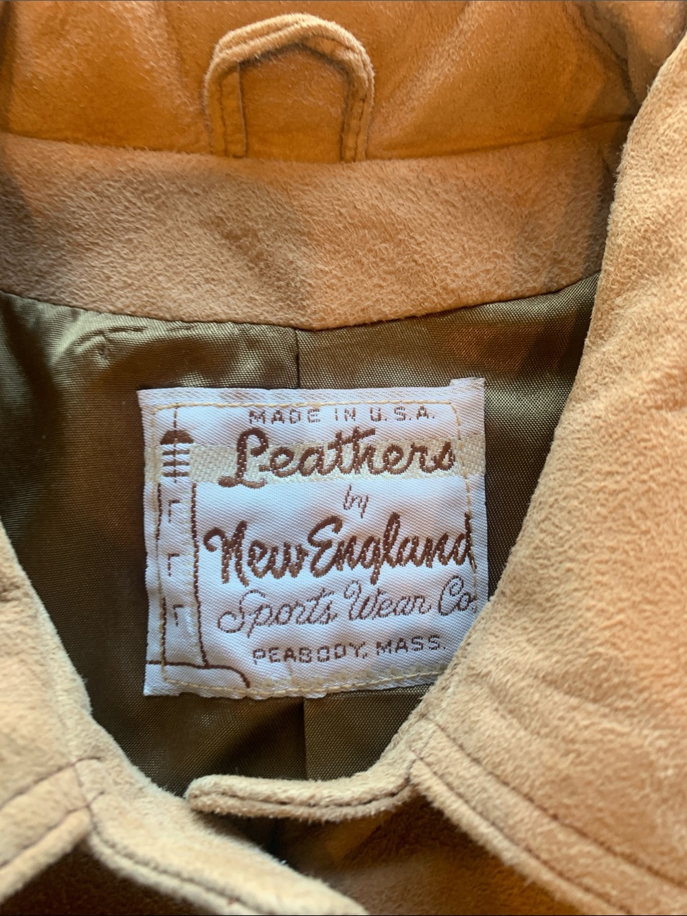 Vintage Women's Suede Button-Front Jacket in Camel - Picture 2 of 16